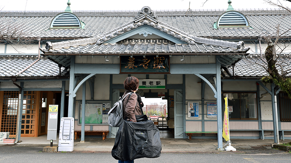 ウェブサイト「駅と駅舎の旅写真館」中の人に訊く鉄道写真と輪行の活用